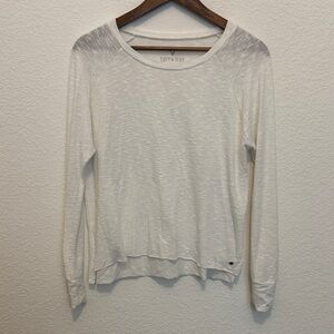 American Eagle Soft & Sexy Plush White Long Sleeve Tee